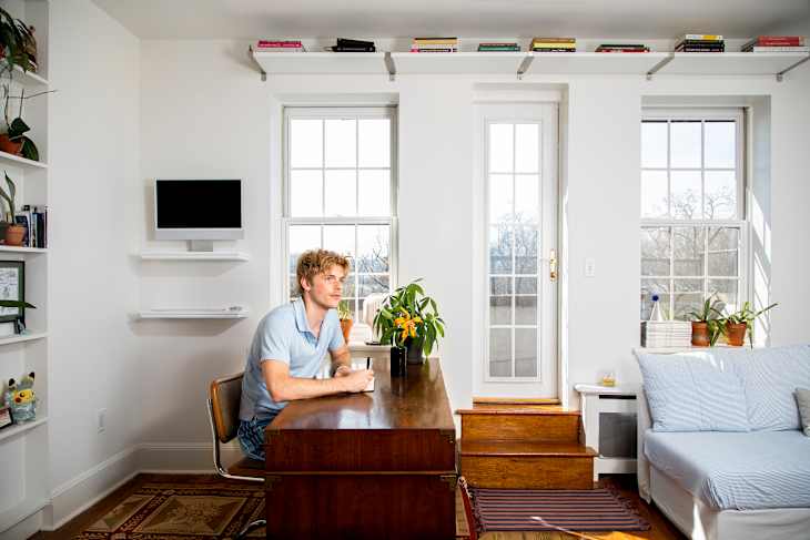 Picture of This NYC 220-Square-Foot Studio Apartment Has a Terrace | Apartment Therapy